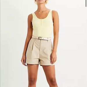 Levi’s Premium Pleated Utility Women’s Shorts